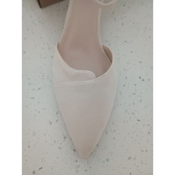Women's Ivory White Pointed Toe Pumps D'Orsay Flared Heel Size 11 - Picture 1 of 4